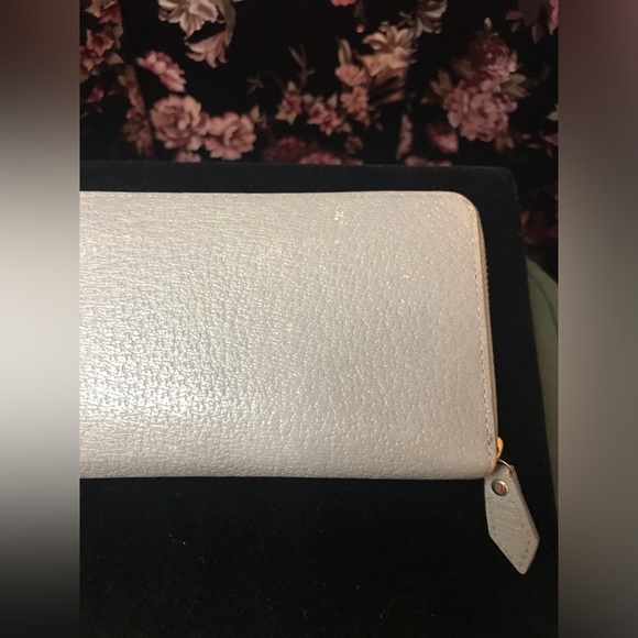 Vivienne Westwood Gray Orb Clutch With Gold Tone Hardware Clutch - Picture 7 of 14